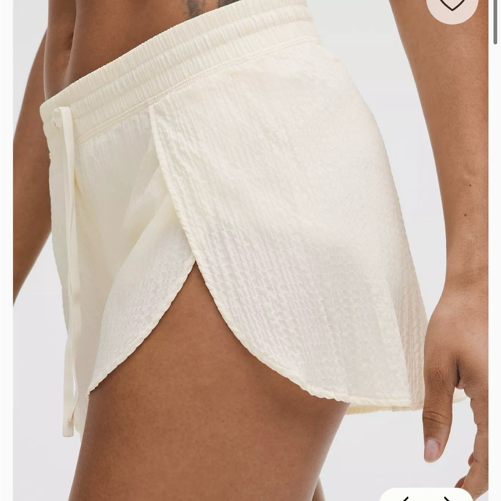 Lululemon Negative Split Textured Run Short 2.5"